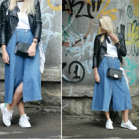 Urban Outfitters Dresses & Skirts - Vintage Denim Button Down Skirt